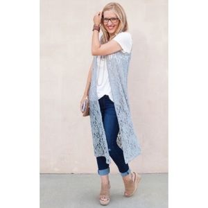 •Lularoe• Joy light gray lace cardigan vest